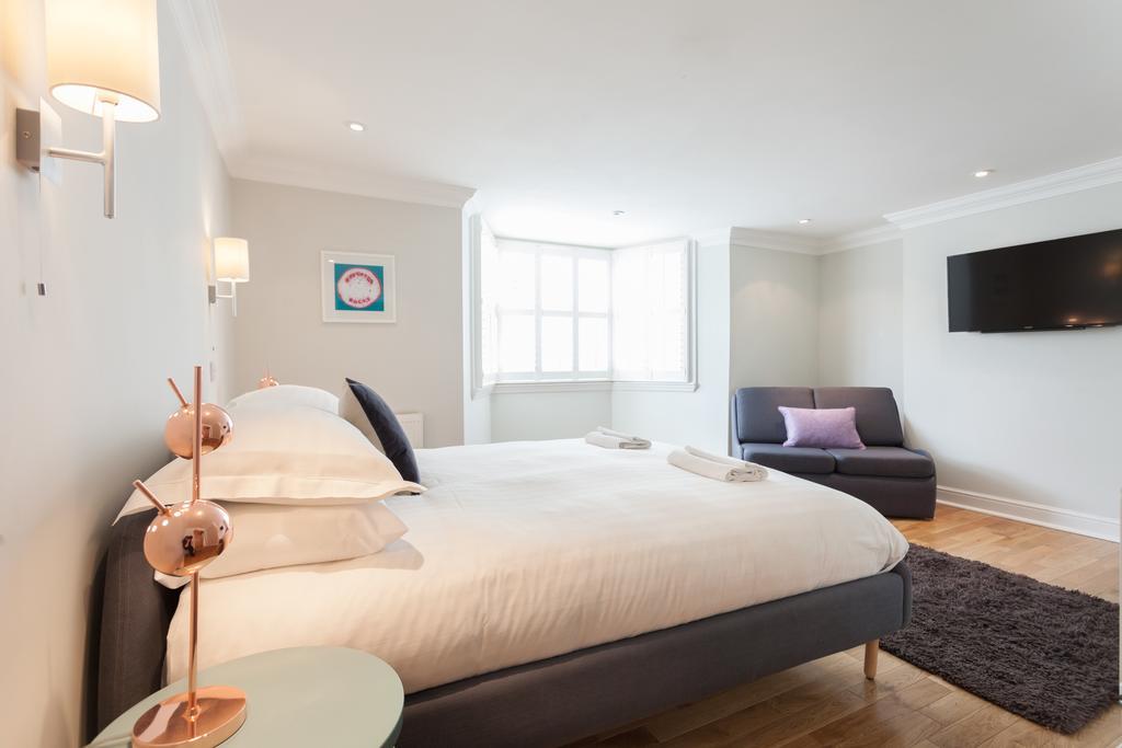 Beachpad Escape B&B Brighton Room photo